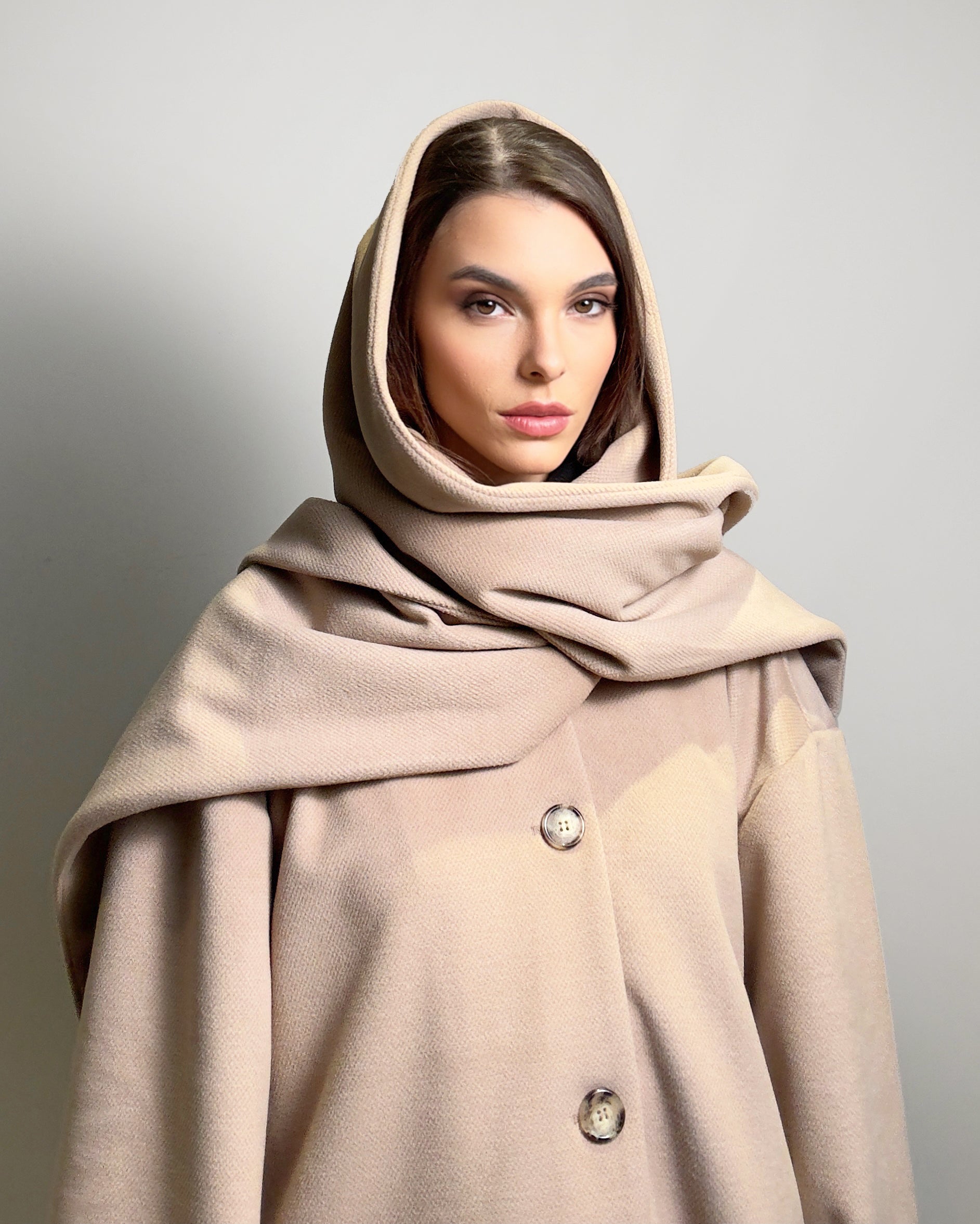 CAPPOTTO CON SCIARPA