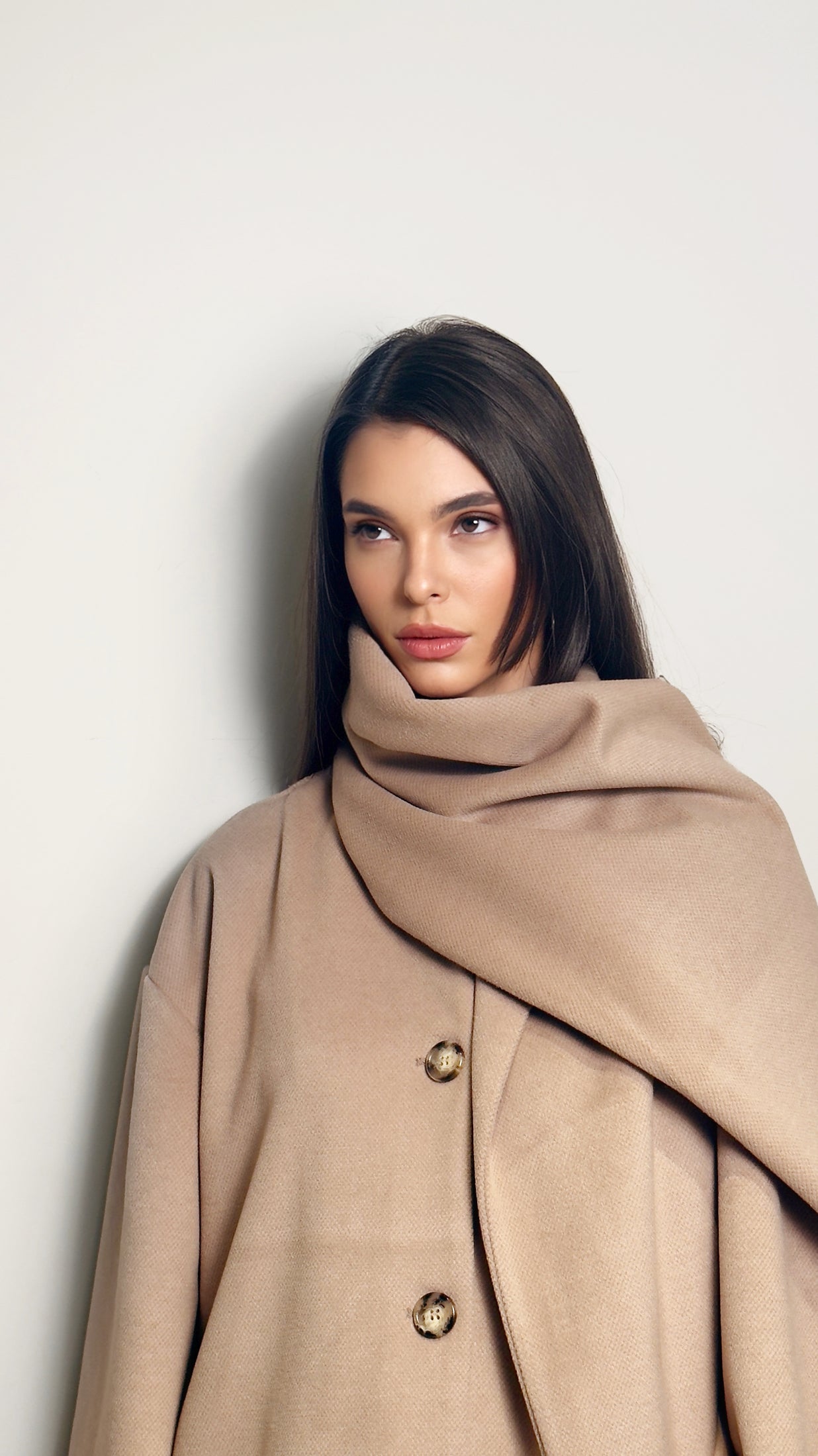CAPPOTTO CON SCIARPA