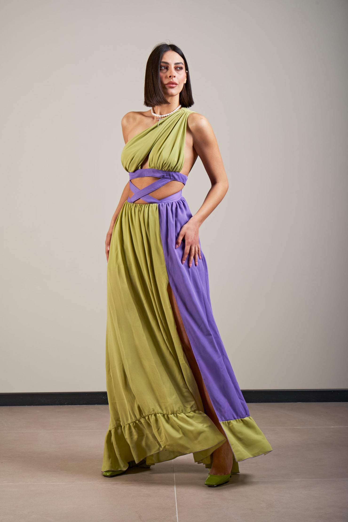 ABITO CUT-OUT