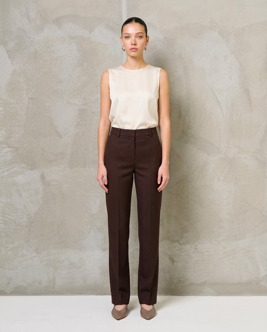 P13919|Colore:Marrone
