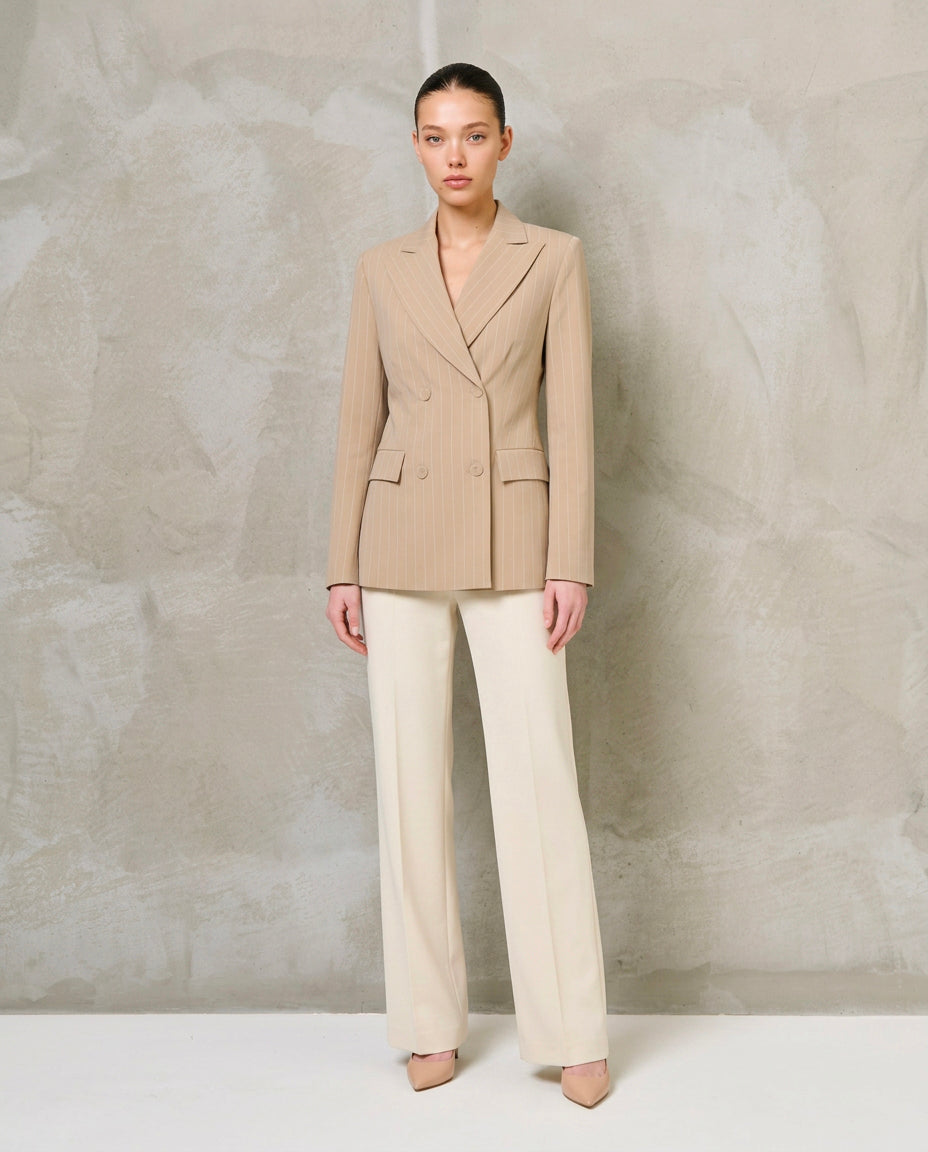 J13935|Colore:Beige