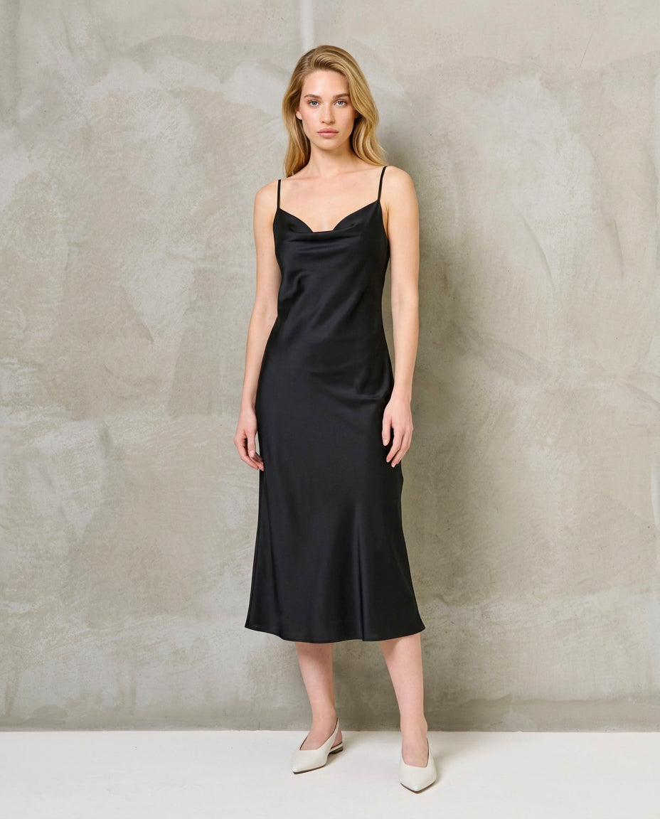 D527-Q211|Colore:Nero